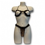 <strong>Леопардовые трусики и открытый лиф F220-01 EF</strong> <br />
Леопардовые трусики стринги и открытый лиф на завязках на шее и спине очень соблазнителен. <div class="charTableblock"> </div> Леопардовые трусики и открытый лиф F220-01 EF
Леопардовые трусики стринги и открытый лиф на завязках на шее и спине очень соблазнителен.