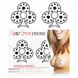 <strong>Пэстисы из черных кристаллов Black Club</strong> <br />
Пэстисы-наклейки на грудь из черных переливающихся кристаллов, выложенных в форме карточной масти трeф. <div class="charTableblock"> </div> Пэстисы из черных кристаллов Black Club
Пэстисы-наклейки на грудь из черных переливающихся кристаллов, выложенных в форме карточной масти трeф.