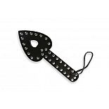 <strong>Чёрная шлёпалка-стрeла с заклёпками - 28 см.</strong> <br />
Вам нравятся карточные игры? Пиковая масть придаст эротической игре брутальный характер. <div class="charTableblock"><div><span>Материал</span>: кожзам</div><div><span>Производитель</span>: Пикантные штучки, Россия</div><div><span>Длина, см</span>: 28.00</div></div> Чёрная шлёпалка-стрeла с заклёпками - 28 см.
Вам нравятся карточные игры? Пиковая масть придаст эротической игре брутальный характер.