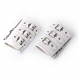 <strong>Манжеты</strong> <br />
Изготавливаются из натуральной кожи с велюровой подкладкой. <div class="charTableblock"> </div> Манжеты
Изготавливаются из натуральной кожи с велюровой подкладкой.