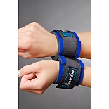 <strong>Наручники черные с синим</strong> <br />
Наручники выполненные из современного материала - мягкого пенистого неопрена, ламинированного шелковистым спандексом, (относятся к классу Soft-bondage), прекрасный аксессуар для начинающих. <div class="charTableblock"><div><span>Материал</span>: текстиль</div><div><span>Цвет</span>: черный; другой</div><div><span>Производитель</span>: Sitabella, Россия</div></div> Наручники черные с синим
Наручники выполненные из современного материала - мягкого пенистого неопрена, ламинированного шелковистым спандексом, (относятся к классу Soft-bondage), прекрасный аксессуар для начинающих.