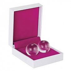 <strong>Стеклянные вагинальные шарики Ben Wa Balls Heavy Weight</strong> <br />
Вагинальные шарики без сцепки, прозрачные.<div class="charTableblock"><div><span>Диаметр, см</span>: 2.70</div><div><span>Диаметр, см</span>: 2</div><div><span>Производитель</span>: Shots Toys by Shots Media BV, Нидерланды</div></div> Стеклянные вагинальные шарики Ben Wa Balls Heavy Weight
Вагинальные шарики без сцепки, прозрачные.