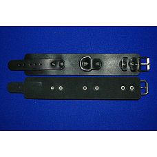 <strong>Узкие кожаные наручники</strong> <br />
Наручники узкие, неподшитые, без соединительной фиксации.<div class="charTableblock"> </div> Узкие кожаные наручники
Наручники узкие, неподшитые, без соединительной фиксации.