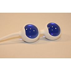 <strong>Сине-белые вагинальные шарики со смещённым центром тяжести</strong> <br />
Вагинальные шарики для тренировки интимных мышц - шарики из стекла, оболочка из силикона.<div class="charTableblock"><div><span>Диаметр, см</span>: 3.30</div><div><span>Диаметр, см</span>: 3</div><div><span>Производитель</span>: 4sexdreaM, Китай</div></div> Сине-белые вагинальные шарики со смещённым центром тяжести
Вагинальные шарики для тренировки интимных мышц - шарики из стекла, оболочка из силикона.