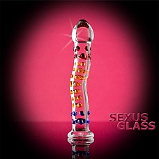 <strong>Изогнутый стеклянный фаллос с объемными точками (Sexus-glass 912041)</strong> <br />
Благородный стеклянный дилдо с совершенным привлекательным дизайном.Фактурные разноцветные точки на стволе и слегка изогнутая форма, позволят Вам испытать наиболее яркие ощущения во время использования.Для обострения ощущений его можно нагреть в горячей или охладить в холодной воде. Изготовлен из качественного стекла, сверхпрочный и безосколочный. При этом с нейтральным запахом, антиаллергенный и очень гигиеничный. Очень легко моется.<div class="charTableblock"><div><span>Длина, см</span>: 18</div><div><span>Диаметр, см</span>: 3</div><div><span>Материал</span>: стекло</div><div><span>Цвет</span>: прозрачный</div><div><span>Особенности</span>: без мошонки</div><div><span>Длина, см</span>: 17-20</div><div><span>Диаметр, см</span>: 3</div><div><span>Производитель</span>: Sexus, Китай</div></div> Изогнутый стеклянный фаллос с объемными точками (Sexus-glass 912041) 
Благородный стеклянный дилдо с совершенным привлекательным дизайном.Фактурные разноцветные точки на стволе и слегка изогнутая форма, позволят Вам испытать наиболее яркие ощущения во время использования.Для обострения ощущений его можно нагреть в горячей или охладить в холодной воде. Изготовлен из качественного стекла, сверхпрочный и безосколочный. При этом с нейтральным запахом, антиаллергенный и очень гигиеничный. Очень легко моется.