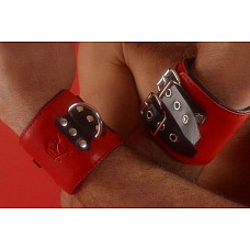 <strong>Наручи широкие (красные)</strong> <br />
Наручи широкие(красные). Широкие наручники застегиваются на 2 пряжки. Ширина – 7 см. Подкладка : синтетическая пена обтянутая мягкой кожей или замшей. Прилагается карабин. Кожа красная.<div class="charTableblock"><div><span>Материал</span>: кожа</div><div><span>Цвет</span>: красный, розовый</div><div><span>Производитель</span>: Подиум, Россия</div></div> Наручи широкие (красные)
Наручи широкие(красные). Широкие наручники застегиваются на 2 пряжки. Ширина – 7 см. Подкладка : синтетическая пена обтянутая мягкой кожей или замшей. Прилагается карабин. Кожа красная.