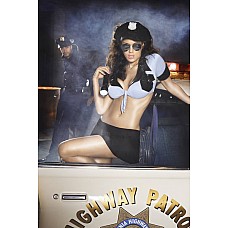 <strong>Игровой костюм "Ночной полицейский": топ, мини-юбка, ремень, значок и фуражка</strong> <br />
Преступники берегитесь! Ночной полицейский быстро арестует и наденет наручники на любого подозреваемого.<div class="charTableblock"><div><span>Размер</span>: S (42-44); M (44-46); L (46-48)</div></div> Игровой костюм "Ночной полицейский": топ, мини-юбка, ремень, значок и фуражка
Преступники берегитесь! Ночной полицейский быстро арестует и наденет наручники на любого подозреваемого.