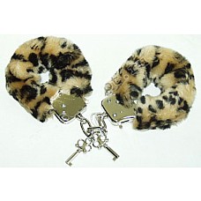 <strong>Леопардовые наручники с меховой опушкой</strong> <br />
Сразу ясно, что эти наручники с «диким» принтом созданы для диких по страсти сексуальных встрeч. Заключите в браслеты с леопардовой опушкой своего партнера, и тот уже не сможет двигаться так же активно, как обычно. Физическая беспомощность партнера – отличная возможность для проведения сексуальных экспериментов.<div class="charTableblock"><div><span>Материал</span>: металл</div><div><span>Цвет</span>: другой</div><div><span>Производитель</span>: Dream Toys, Китай</div></div> Леопардовые наручники с меховой опушкой
Сразу ясно, что эти наручники с «диким» принтом созданы для диких по страсти сексуальных встрeч. Заключите в браслеты с леопардовой опушкой своего партнера, и тот уже не сможет двигаться так же активно, как обычно. Физическая беспомощность партнера – отличная возможность для проведения сексуальных экспериментов.