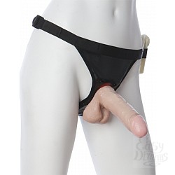 Фаллопротез реалистичной формы на трусиках Harness и вибратором Фаллопротез реалистичной формы на трусиках Harness и вибратором