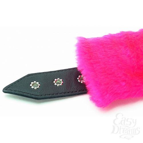 Фотография 3  Розовые оковы на ноги с мехом BDSM Light 720001ars