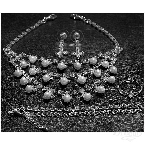 ���������� 4  ����-������ � �������� ������ Chilirose, S/M, �������