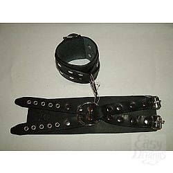 Чёрные кожаные наручники Крест без подкладки Чёрные кожаные наручники Крест без подкладки