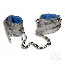 Серебристые оковы с мехом Серебристые оковы с мехом