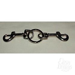 Два карабина соединенные кольцом P0200 Два карабина соединенные кольцом P0200